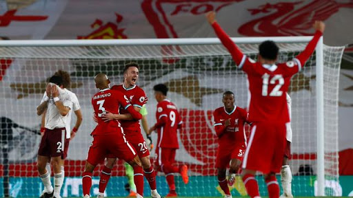 Il Liverpool ha sconfitto l'Arsenal per vincere il terzo turno della Premier League